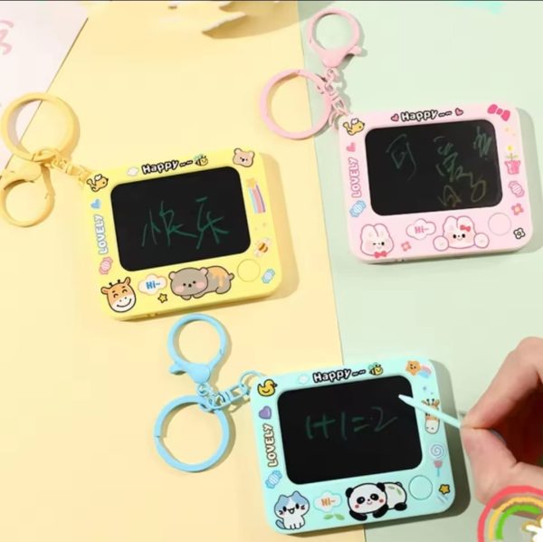 "Creative Mini Graffiti Board Keychain – Portable & Lightweight Cute Cartoon Keyring Accessory with Reusable Writing & Drawing Tablet | Fun Doodle Pad for Students, Kids, Artists & Travelers