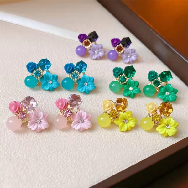Flower Crystal Korean Earrings – Elegant Women’s Fashion Jewelry for Women and Girls in Multiple Colors (Black, Blue, Red, Yellow, Green, Sky Blue), Trendy Stylish Accessories for Parties & Gifts